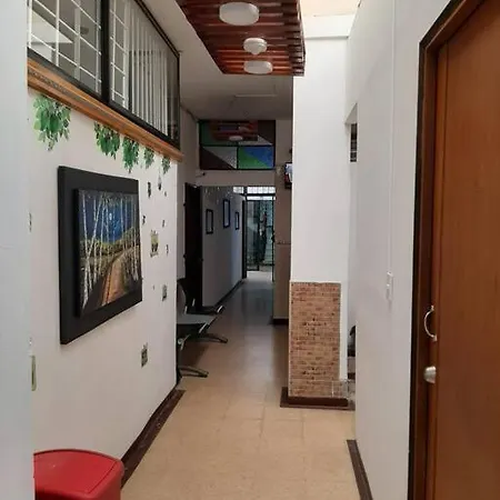 Alojamiento Guadalupe 105 Medellin Exterior photo